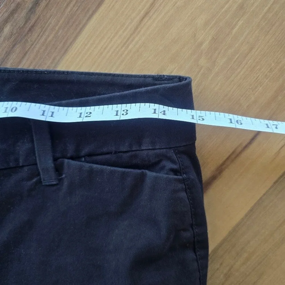 Old Navy Black Skinny Khaki Chino Pants Mid Rise Womens 2 Preppy‎ Minimalist